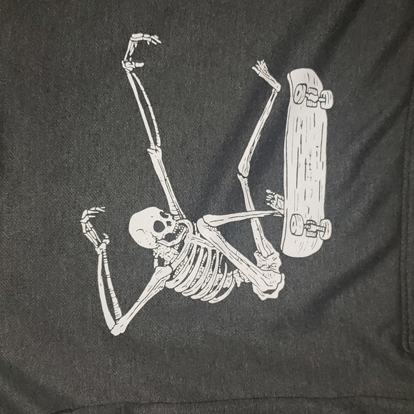 Skeleton Skateboarder - Picture 2 of 3